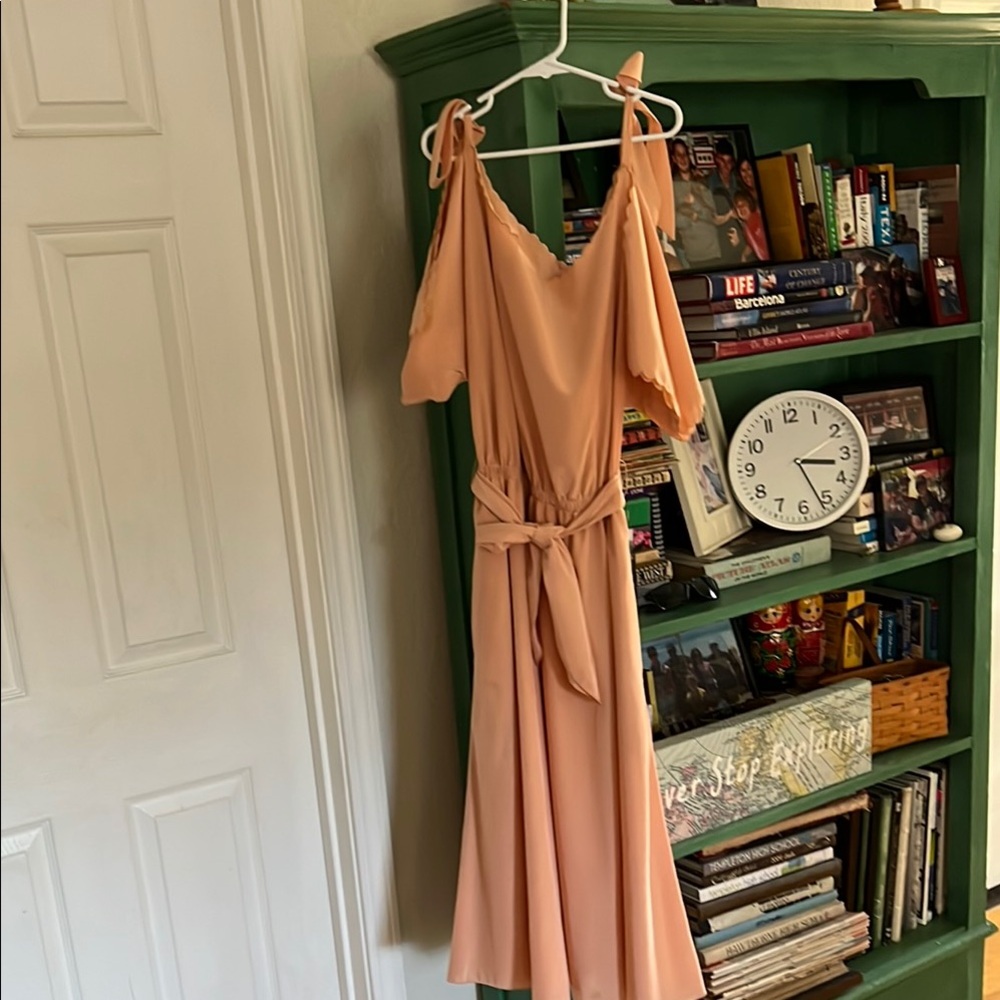 Elegant Peach Off-Shoulder 80’s Dress
